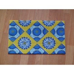 Housse motif Wax jaune et bleu